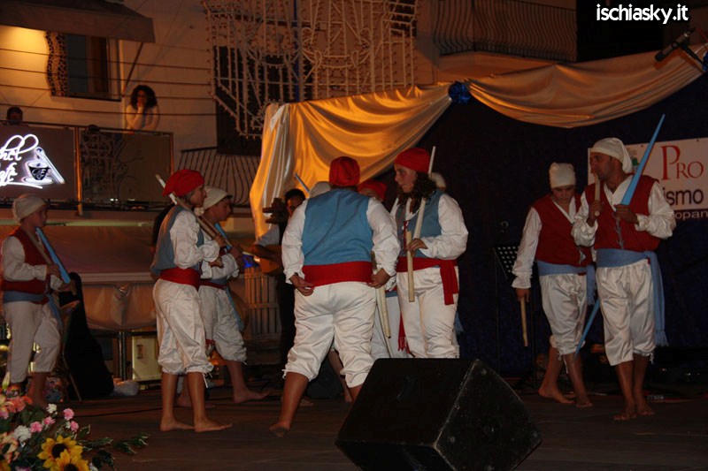 La Scuola del Folklore ad Andar Per Cantine 2010